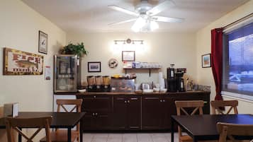 Free daily continental breakfast