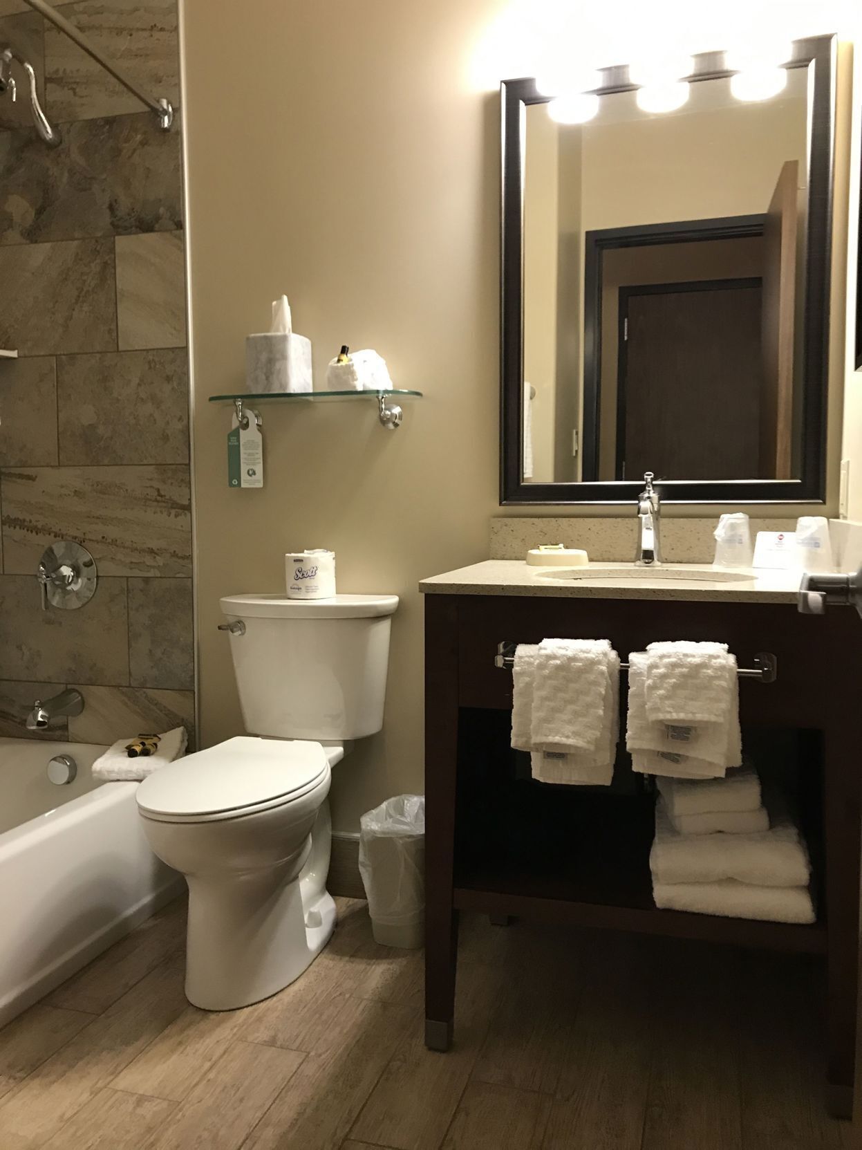 Bathroom | Free toiletries, hair dryer, towels, soap