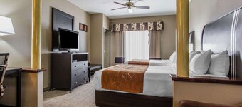Comfort Suites Bakersfield