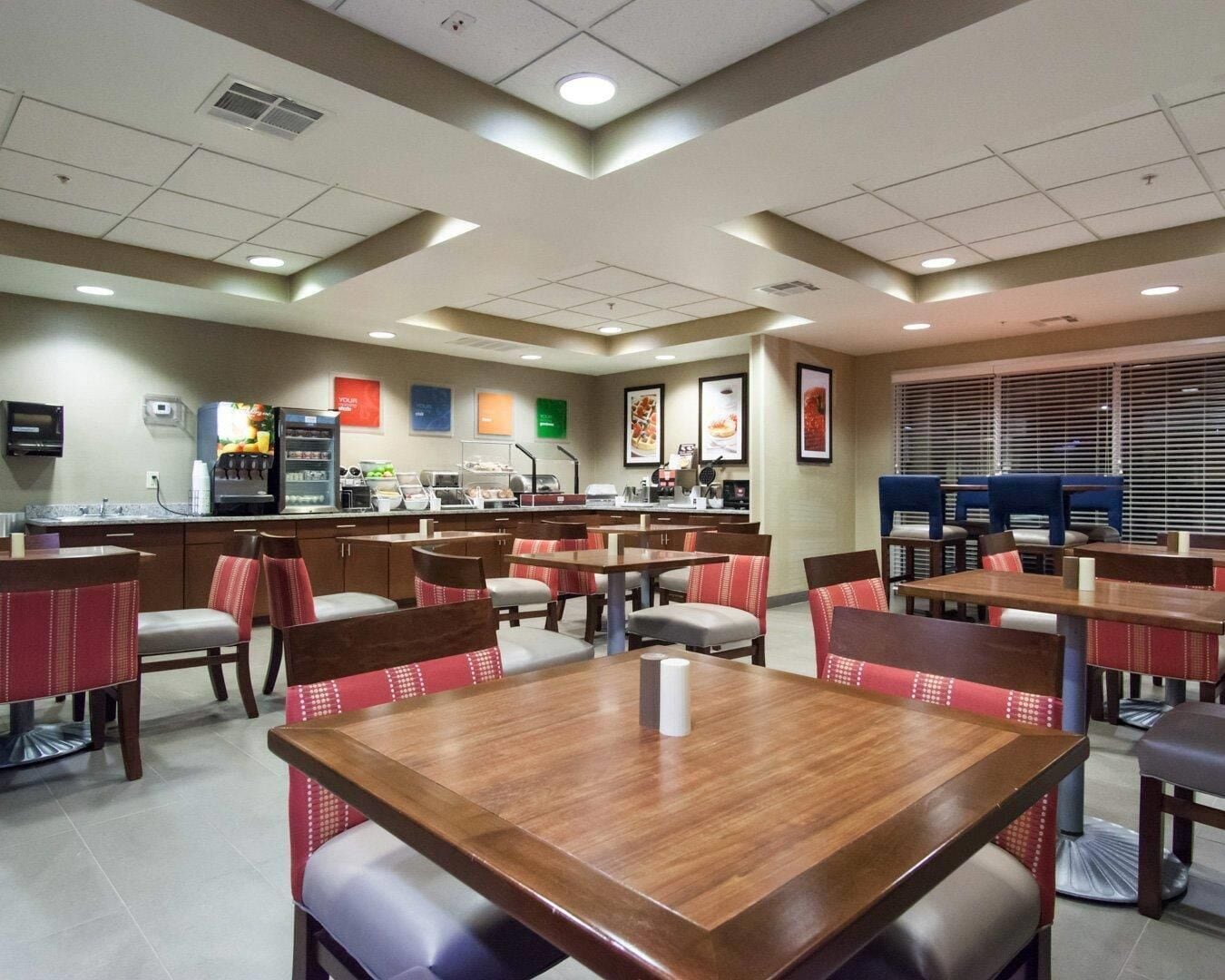 Photo - Comfort Suites Tulsa Central