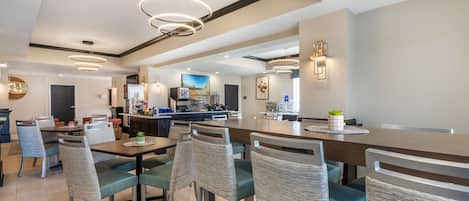 Free daily continental breakfast