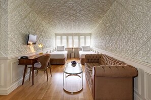 Junior Suite | Caja fuerte, wifi gratis, ropa de cama