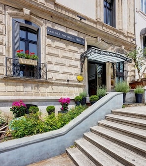 Entrada de la propiedad