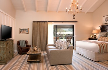 TV, books at The Ranch at Laguna Beach