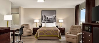 Super 8 by Wyndham Bethany MO