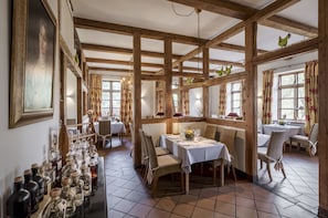 Dîner servi sur place, restauration en plein air