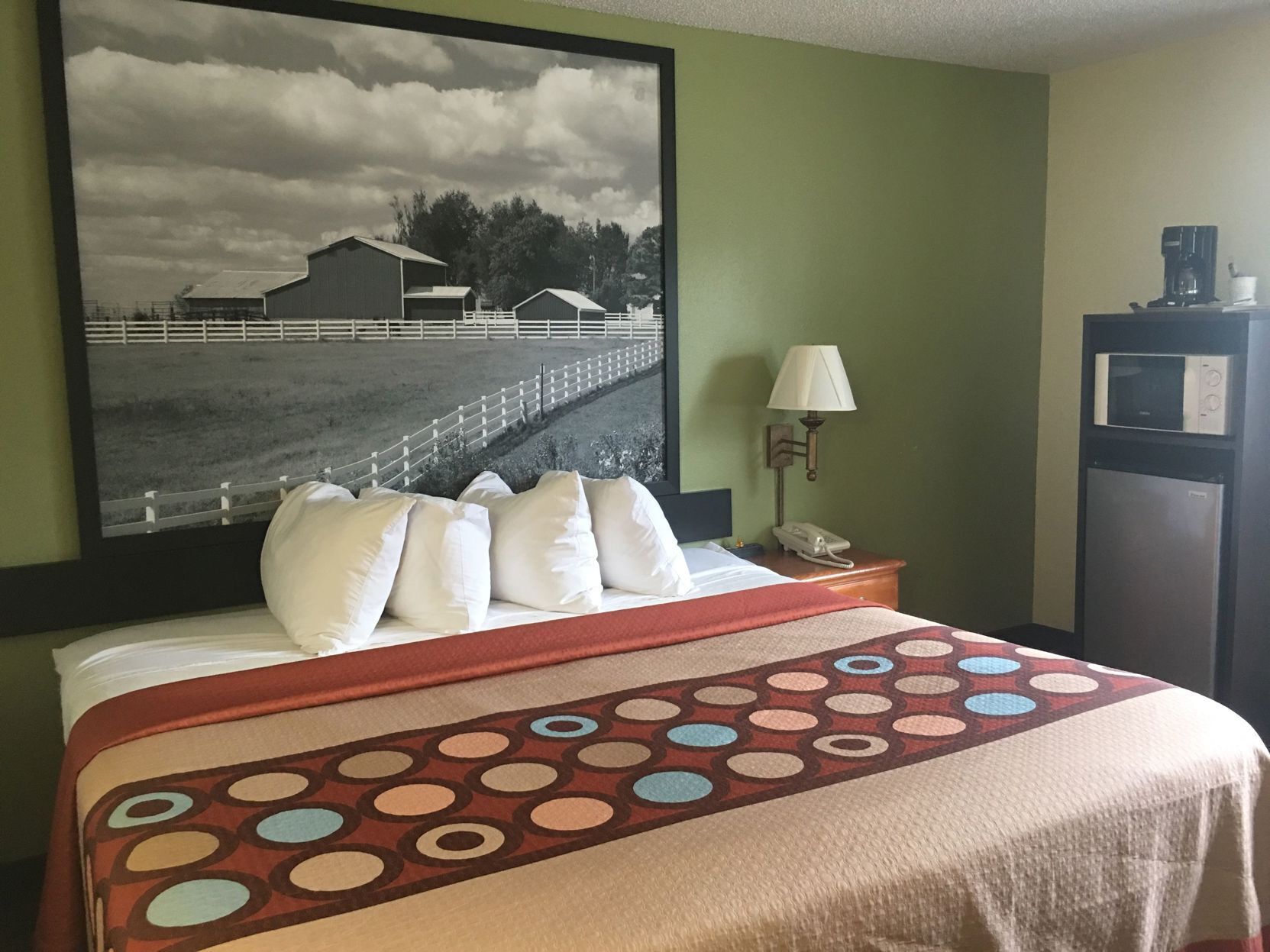 Desk, iron/ironing board, cribs/infant beds, rollaway beds