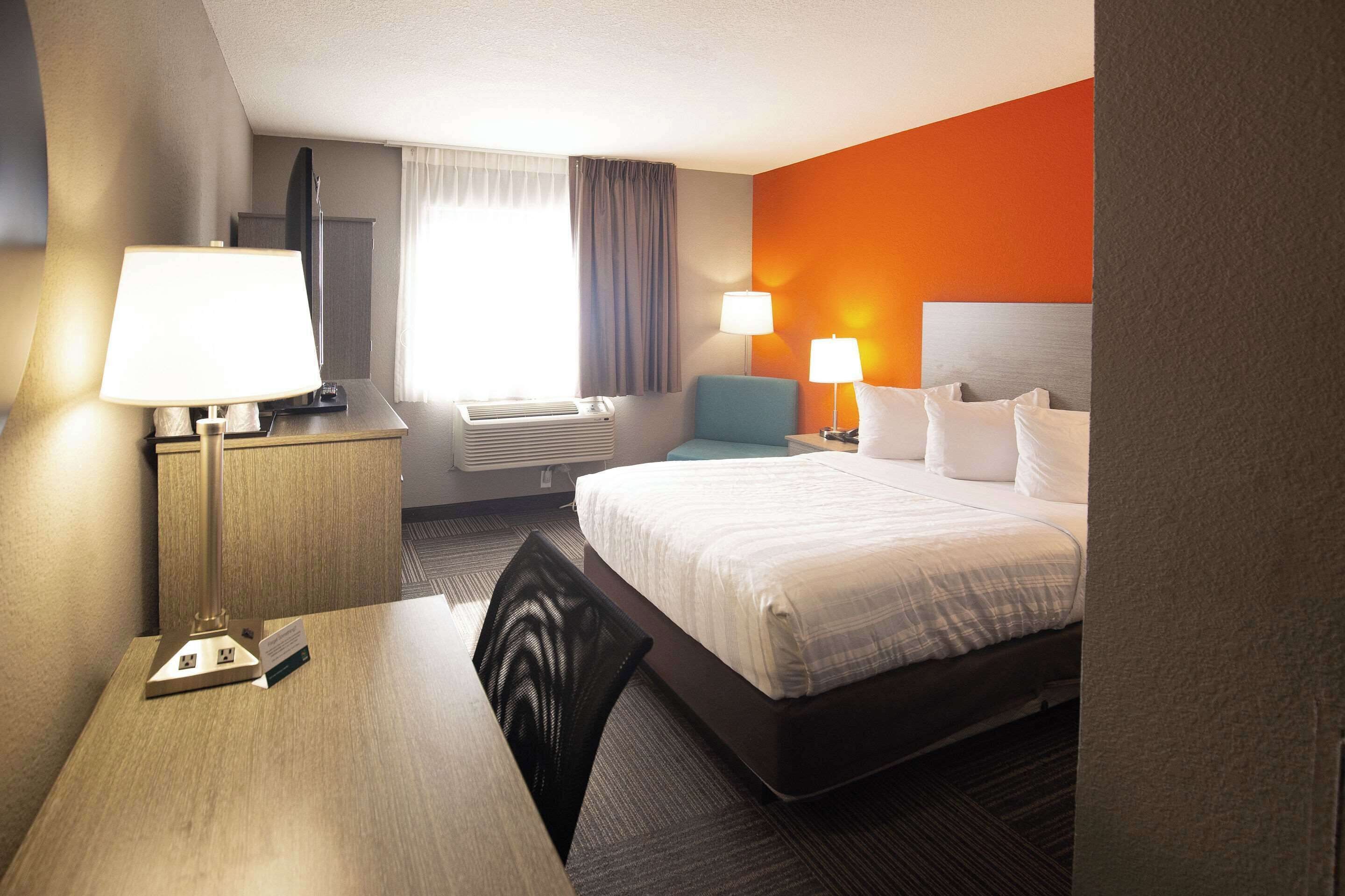 Photo - Quality Inn & Suites Hammond Near I-8090
