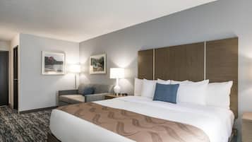 Suite, 1 letto king con divano letto, non fumatori | Una scrivania, culle/letti per bambini (gratuiti)