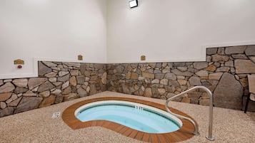 室外 SPA 浴池