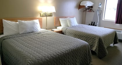Magnuson Hotel Ironwood