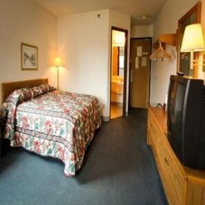 Desk, rollaway beds, free WiFi, bed sheets