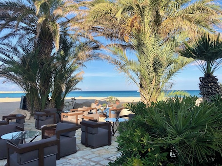Beach bar