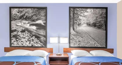Super 8 by Wyndham Oneonta/Cooperstown
