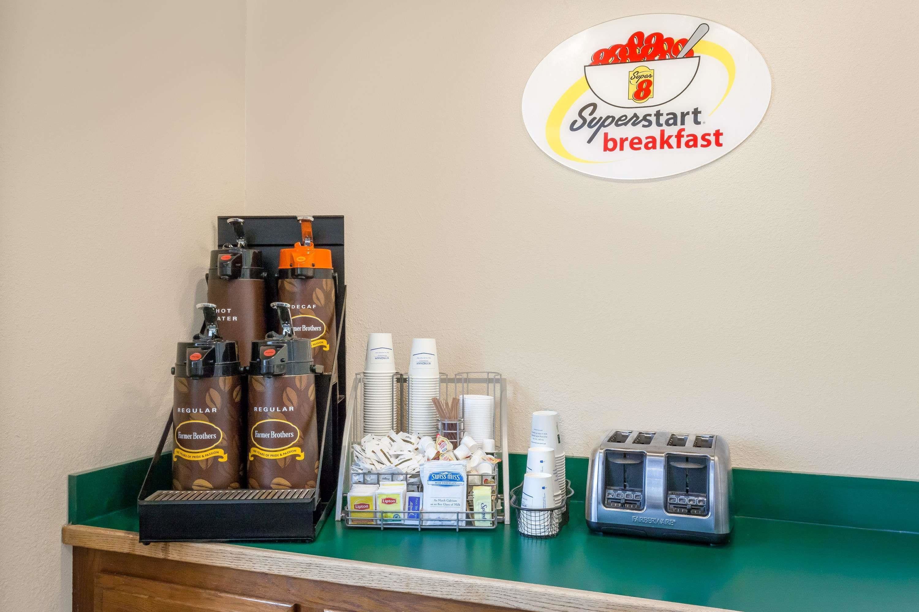 Photo - Super 8 by Wyndham Oneonta/Cooperstown