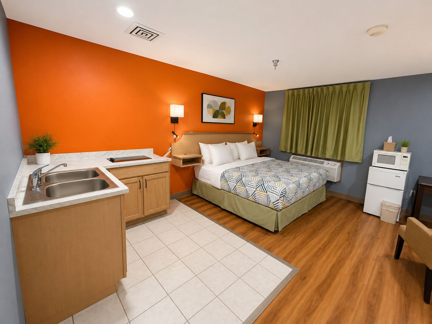 Standard Room, 1 King Bed, Non Smoking, Kitchen | Private kitchenette
