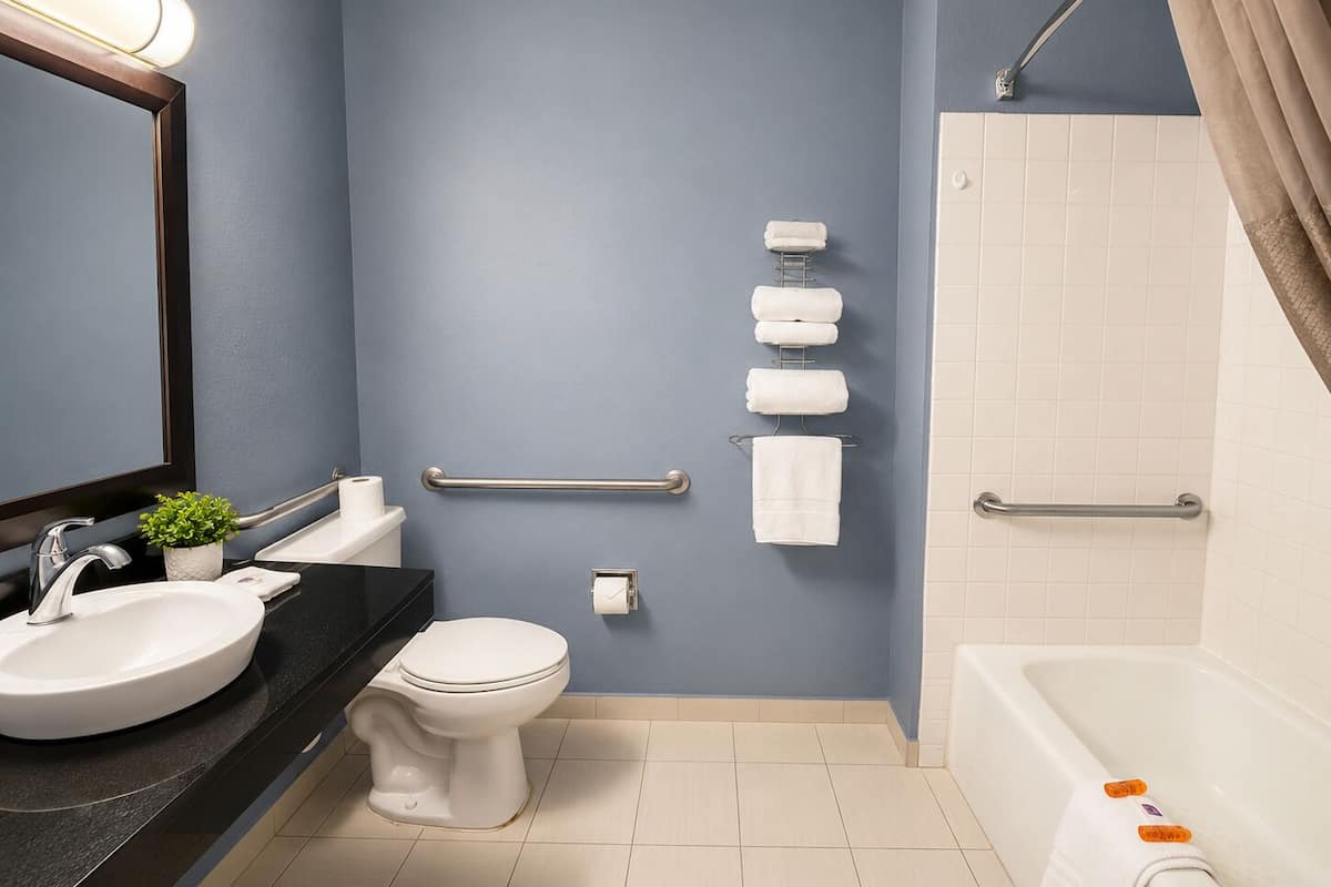 Desk, laptop workspace, free WiFi, bed sheets