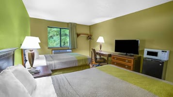 مكتب ومساحة عمل للكمبيوتر المحمول وواي فاي مجانًا وملاءات أسرّة