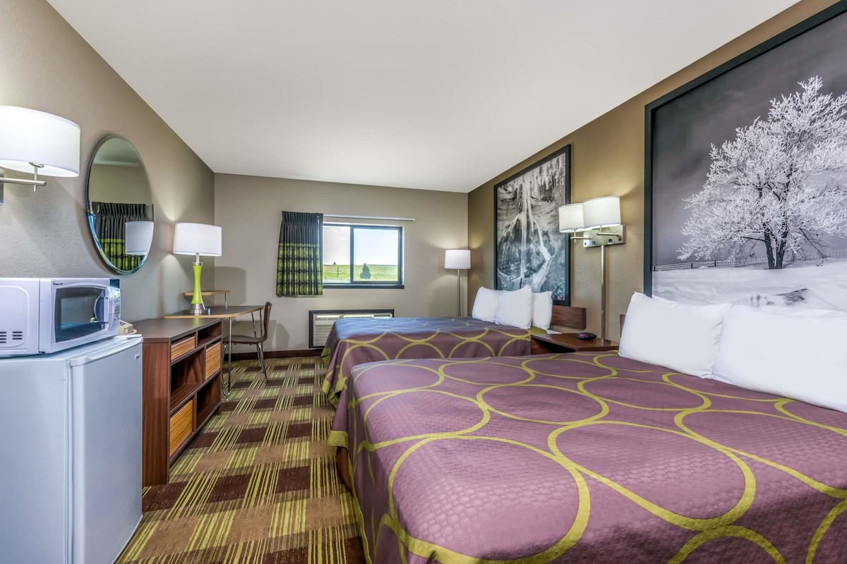 Room, 2 Queen Beds, Non Smoking