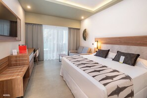 Minibar, in-room safe, laptop workspace, blackout drapes - Hotel Riu Jalisco - All Inclusive (Nuevo Nayarit)