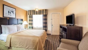 Standard Room, 1 Queen Bed