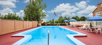 Travelodge by Wyndham South Burlington