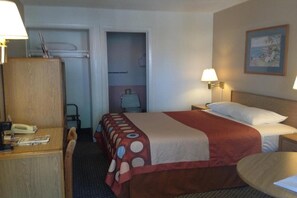 Desk, free cots/infant beds, rollaway beds, free WiFi