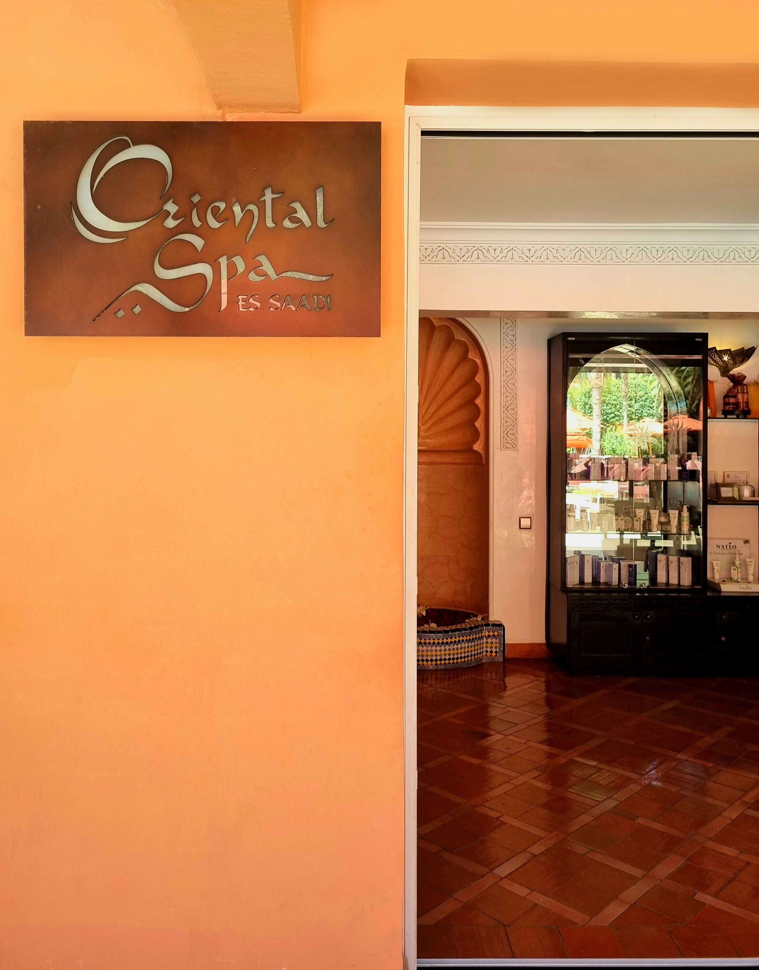 sauna, turkish bath/hammam, body treatments, body wraps, body scrubs