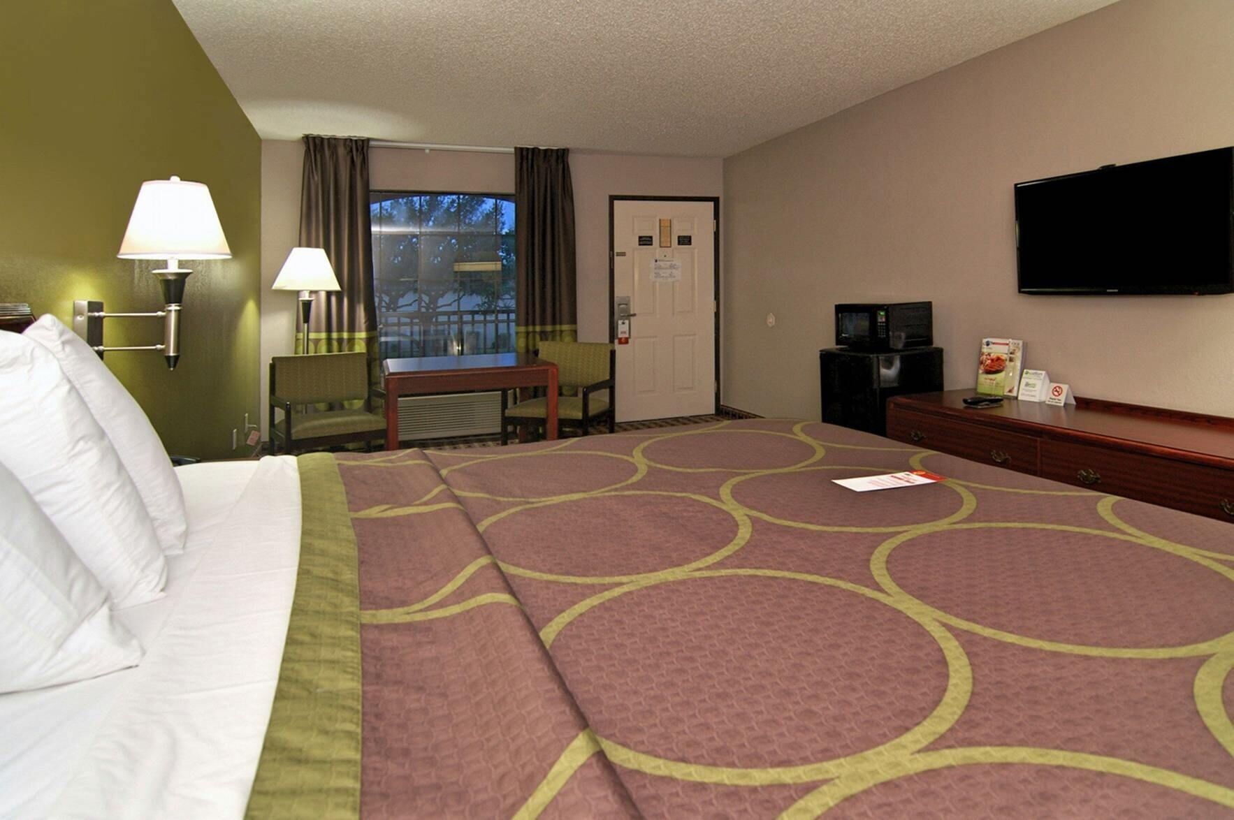 Premium bedding, down duvets, pillow-top beds, desk