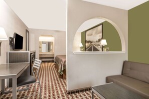 Suite, 1 King Bed, Smoking (Mini, First Floor)