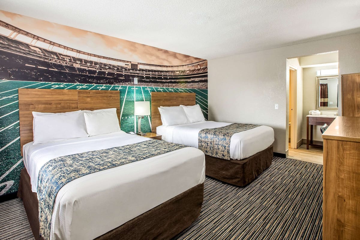 Standard Room, 2 Double Beds, Non Smoking | Premium bedding, desk, laptop workspace, free WiFi