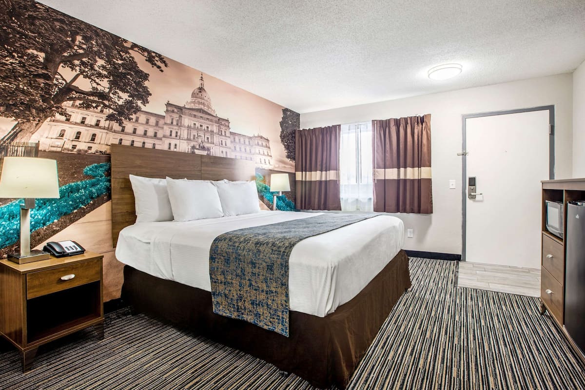 Premium bedding, desk, laptop workspace, free WiFi