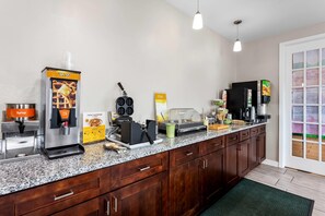 Free daily continental breakfast 