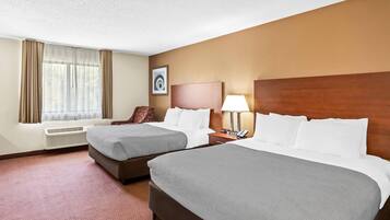 Blendingsgardiner, strykejern/-brett og ekstrasenger (mot et tillegg)