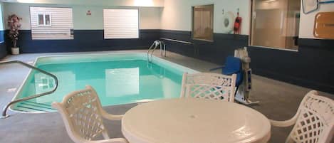 Piscine intérieure