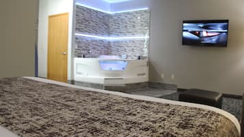Desk, blackout drapes, iron/ironing board, free WiFi