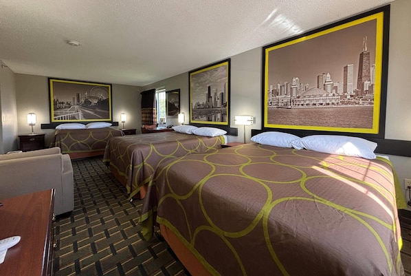 Studio Suite, Multiple Beds, Non Smoking