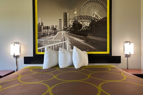 Super 8 by Wyndham Mt. Carmel IL