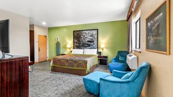 Suite, 1 King Bed, Non Smoking, Jetted Tub | Desk, iron/ironing board, rollaway beds, free WiFi