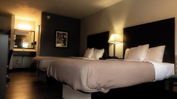 Standardrum - 1 kingsize-säng - icke-rökare | Skrivbord, mörkläggningsgardiner, gratis wi-fi och sängkläder