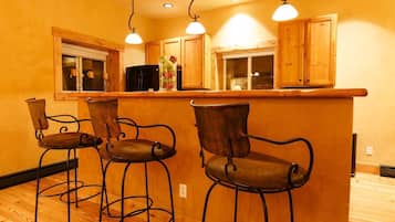 Apartment, 2 Bedrooms, Kitchen | Private kitchen