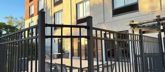 Holiday Inn Express & Suites Prospect Heights by IHG