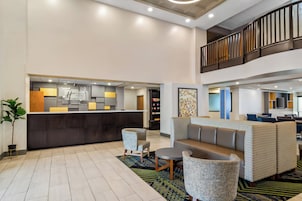 Área de estar no saguão