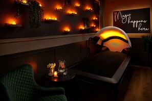 Couples treatment rooms, body treatments, body wraps, body scrubs