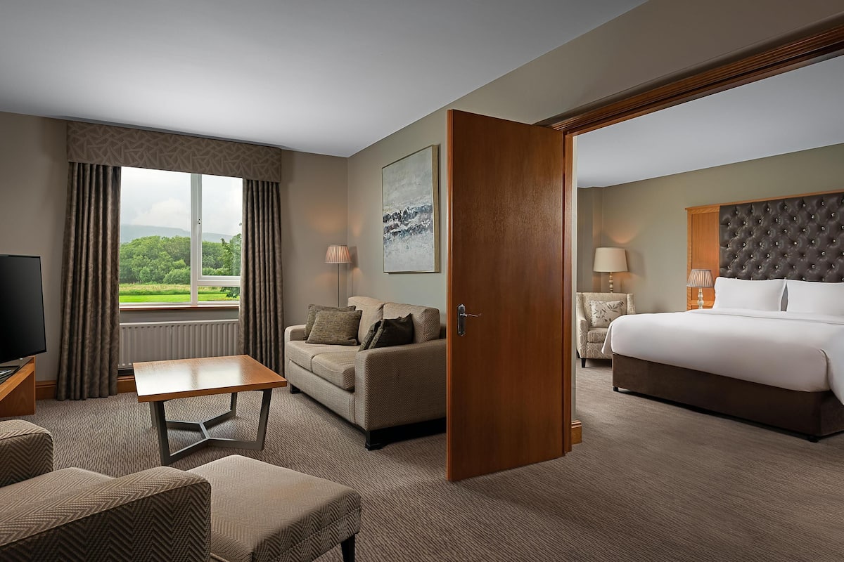 Ropa de cama de alta calidad y minibar