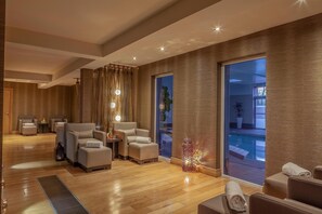 Couples treatment room(s), body treatments, body wraps, body scrubs