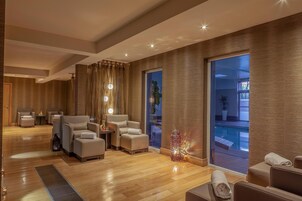 Couples treatment rooms, body treatments, body wraps, body scrubs