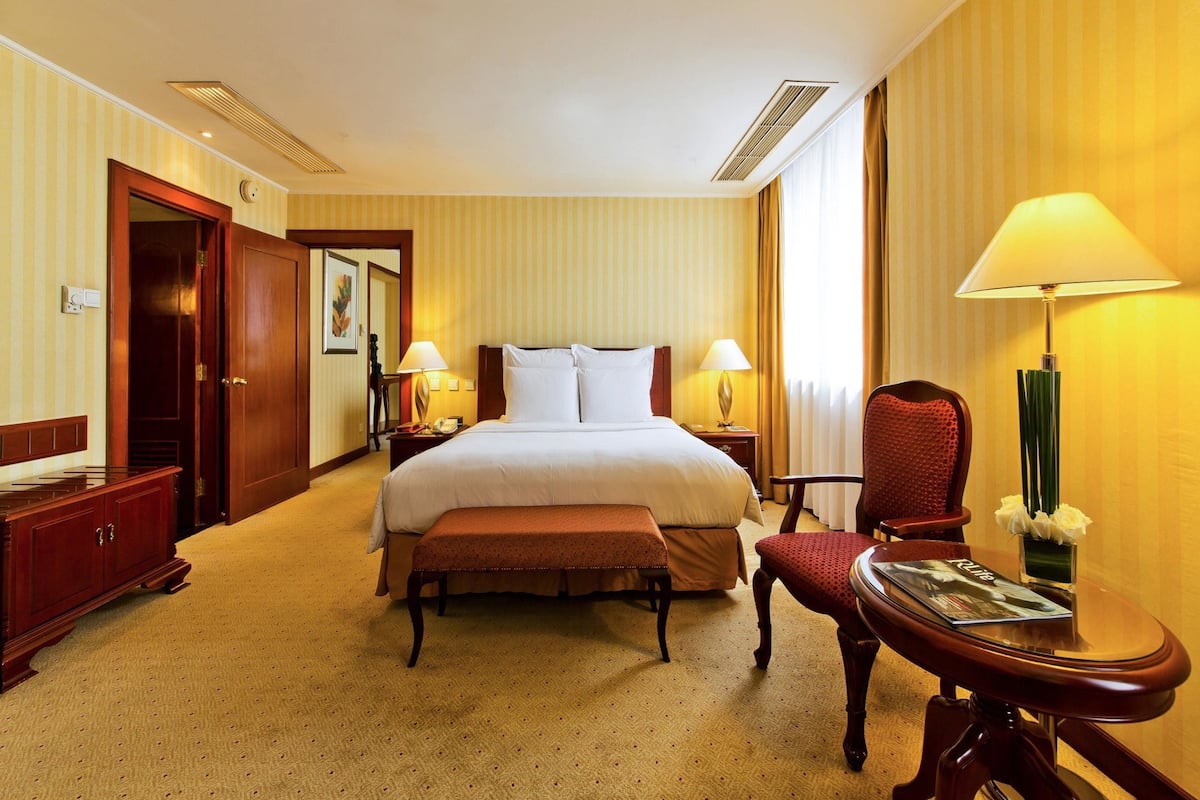 Minibar, odada kasa, ütü/ütü masası, ücretsiz kablosuz İnternet