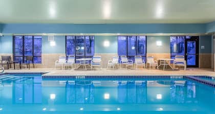 Holiday Inn Express & Suites White Haven - Poconos by IHG