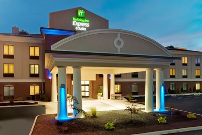 Holiday Inn Express & Suites White Haven - Poconos by IHG